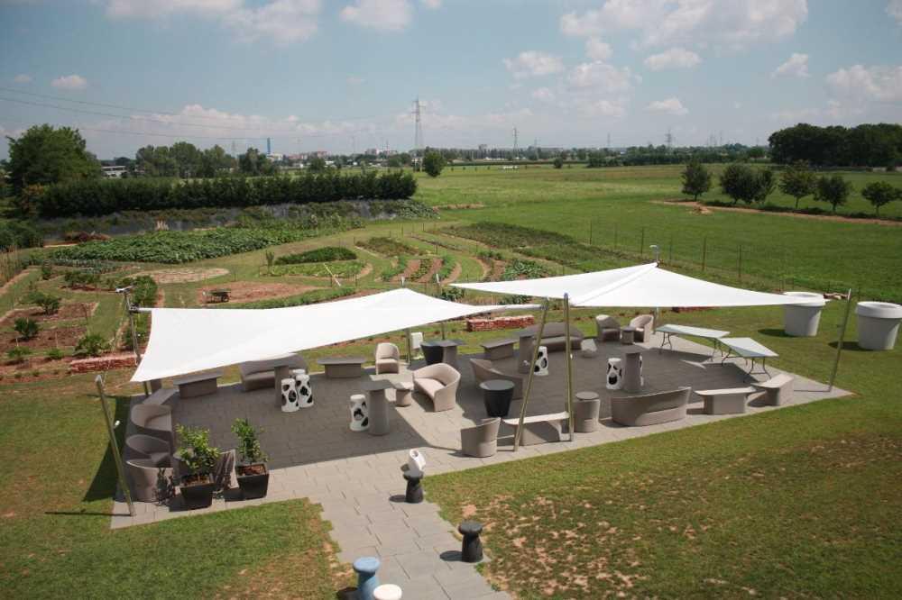 Coberturas para exterior: del parasol a la vela de jardín, un cambio de estilo