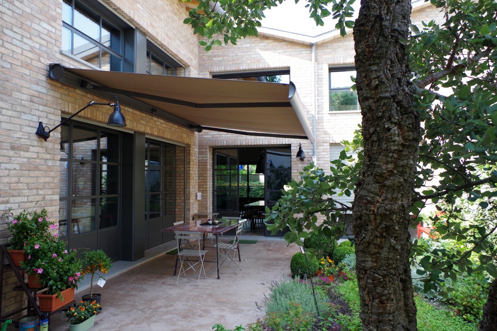 A truly holistic approach to the art of outdoor shading.